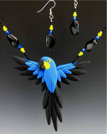 Hyacinth Macaw Open Wing Necklace Set